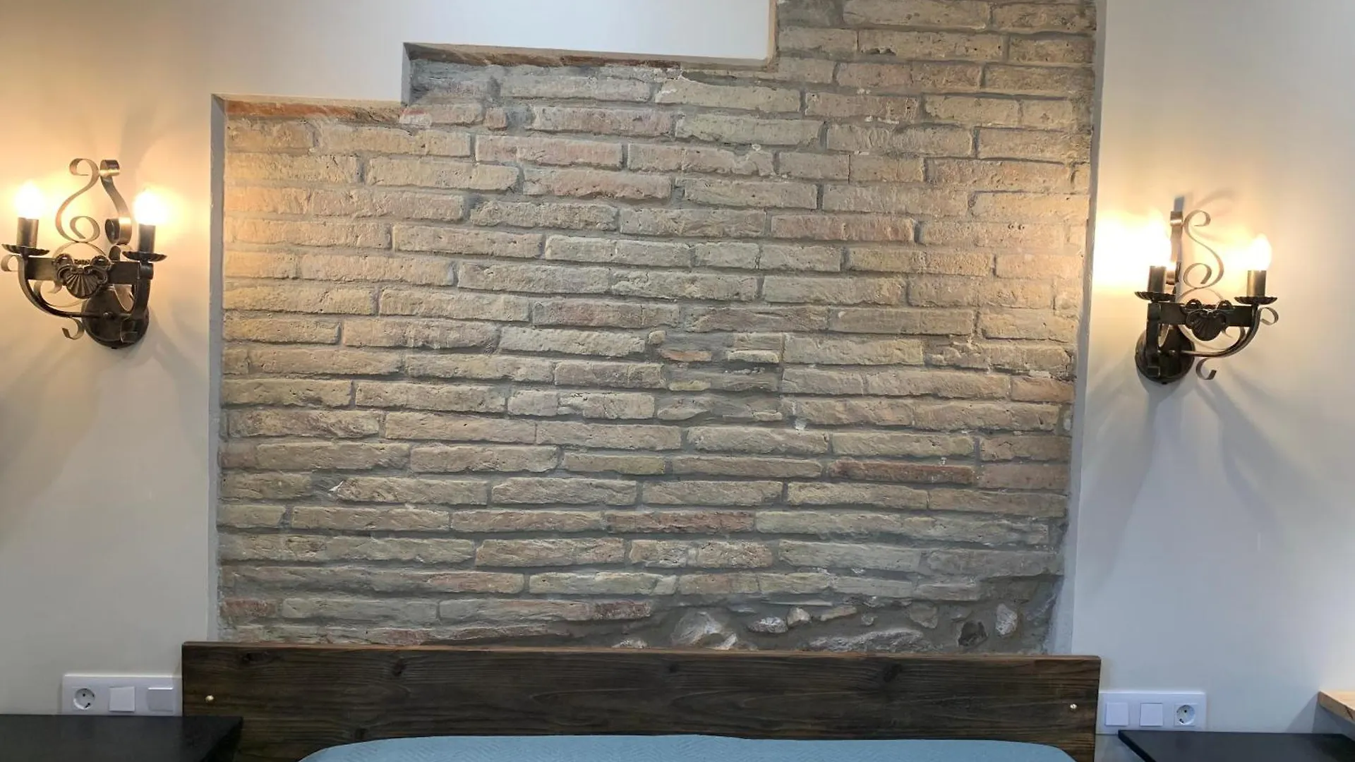 Guest house Hostal Milana Girona
